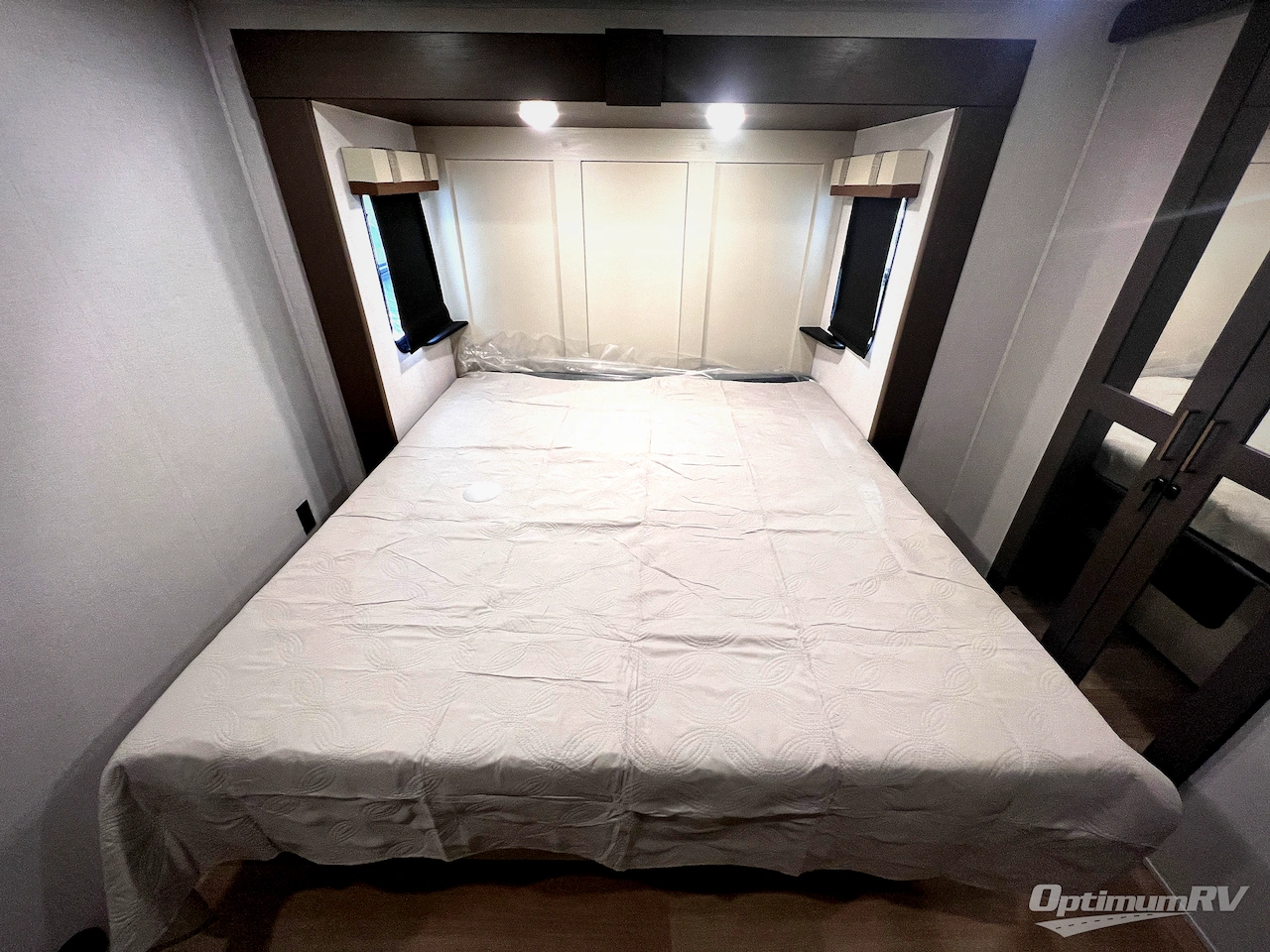 2026 East To West Tandara 389DS Photo 35