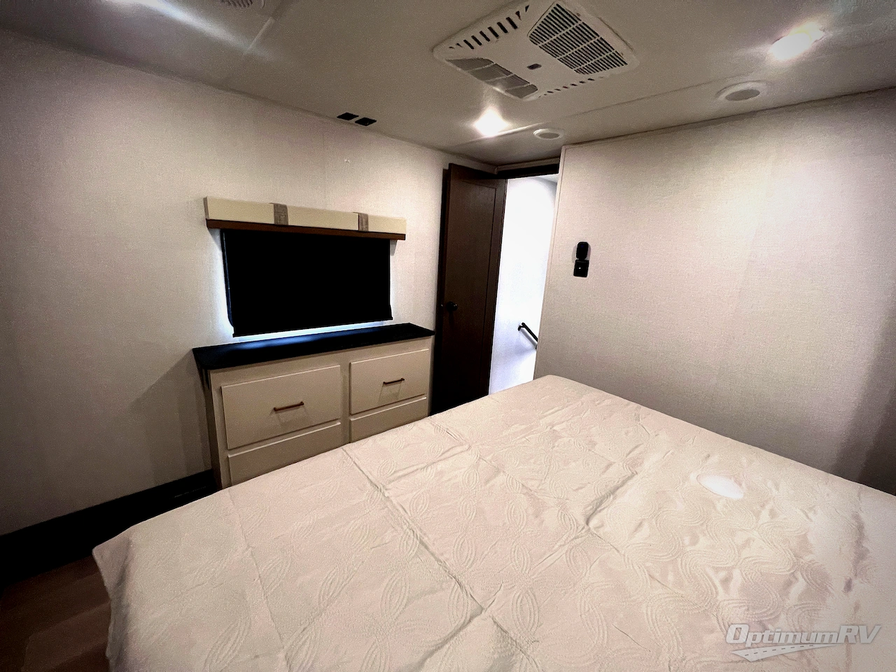 2026 East To West Tandara 389DS Photo 42