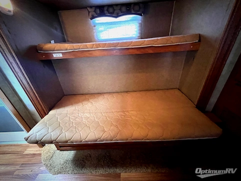 2013 Palomino Sabre 36QBOK RV Photo 3