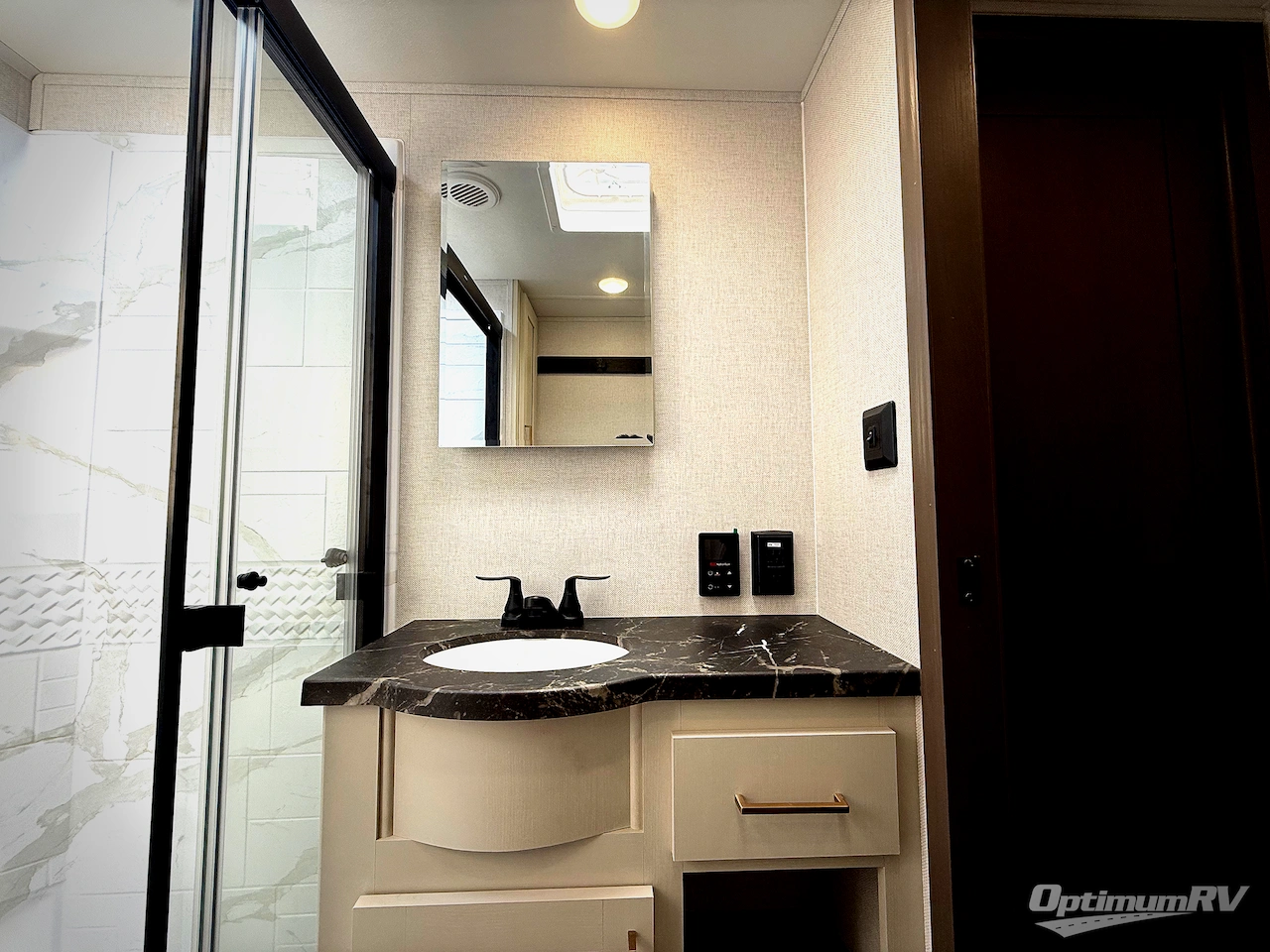 2026 East To West Tandara 389DS Photo 9