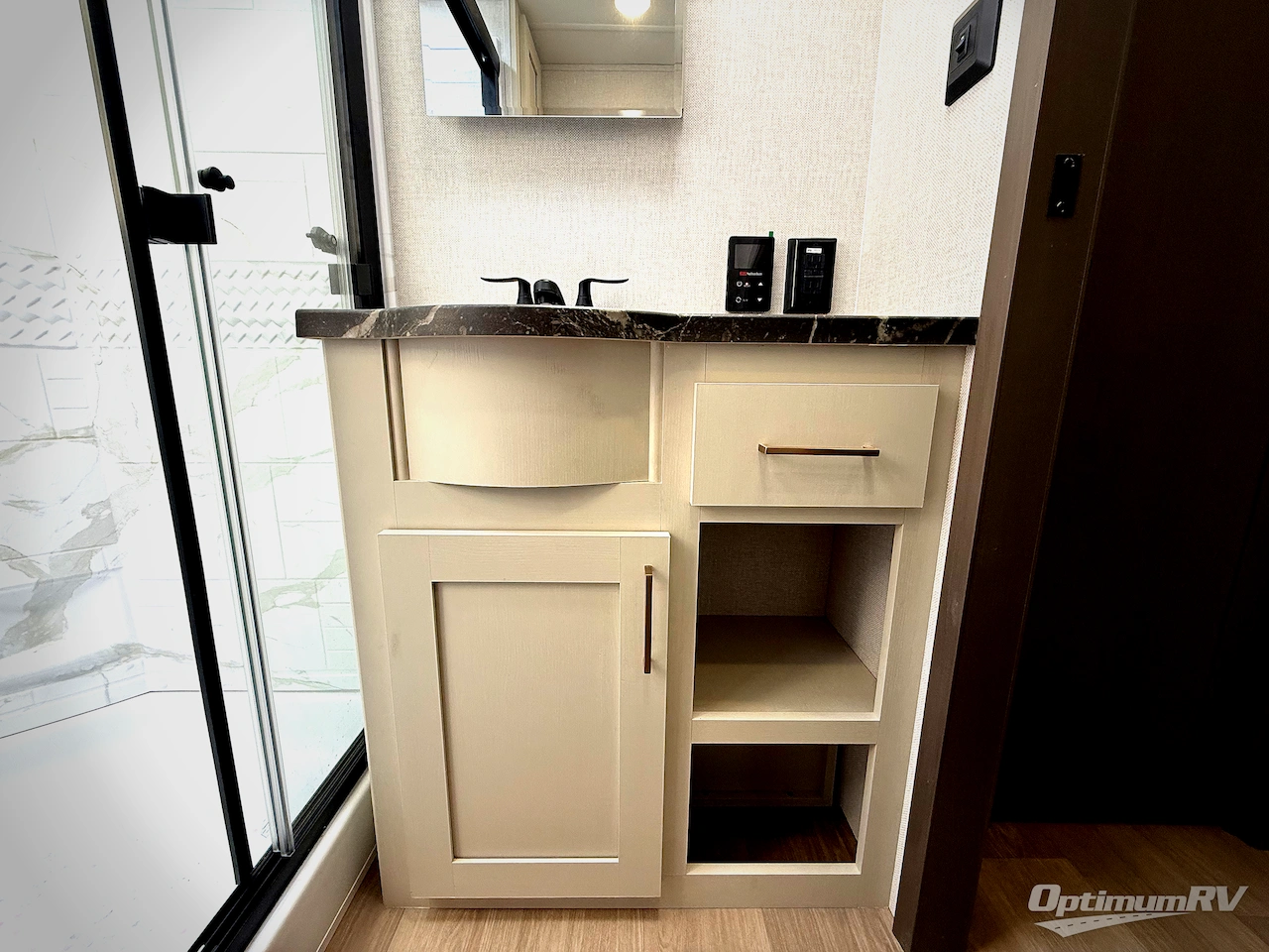 2026 East To West Tandara 389DS Photo 10