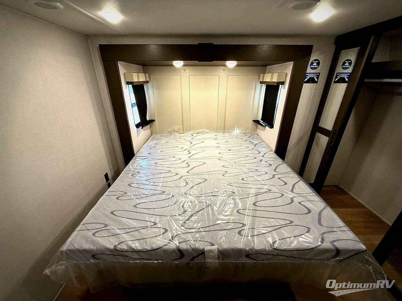 2026 East To West Tandara 389DS Photo 12