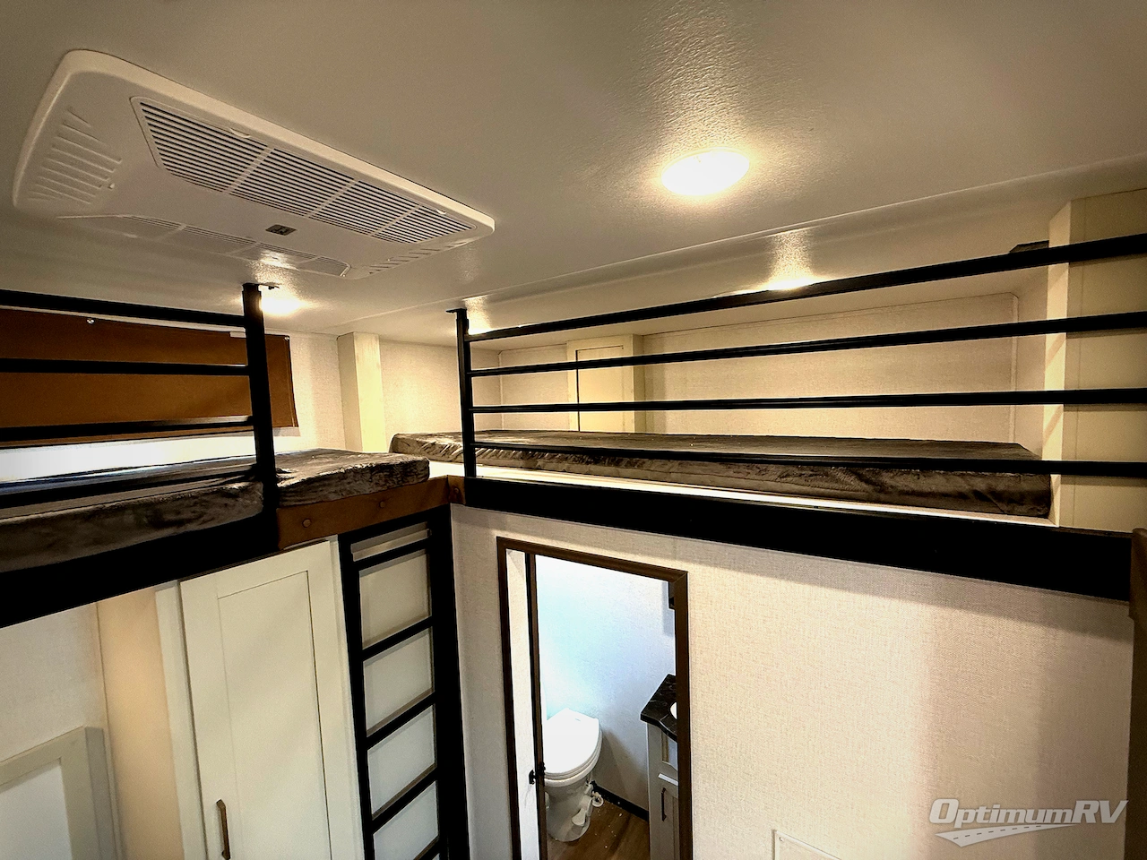 2026 East To West Tandara 389DS Photo 30