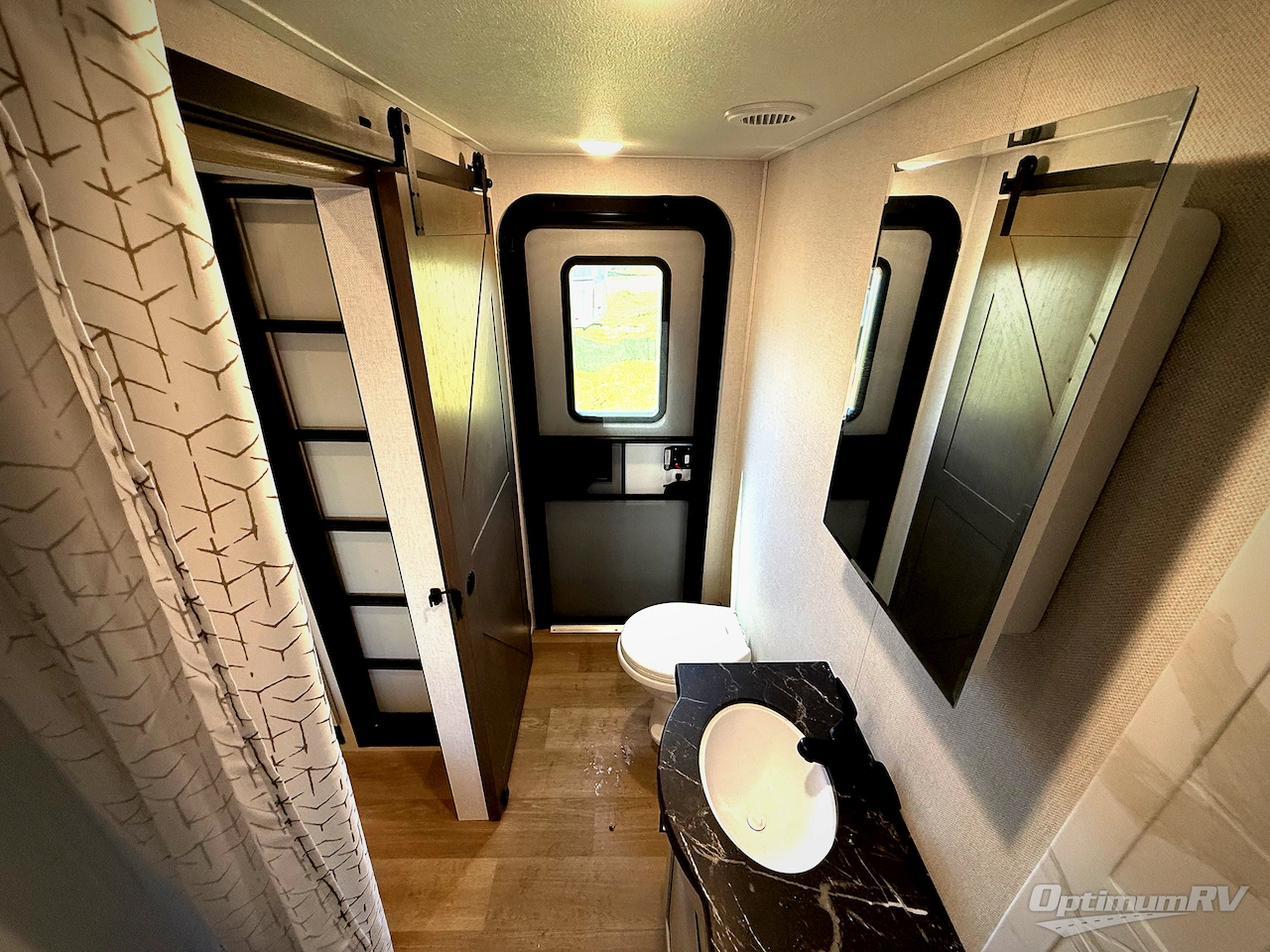 2026 East To West Tandara 389DS Photo 32