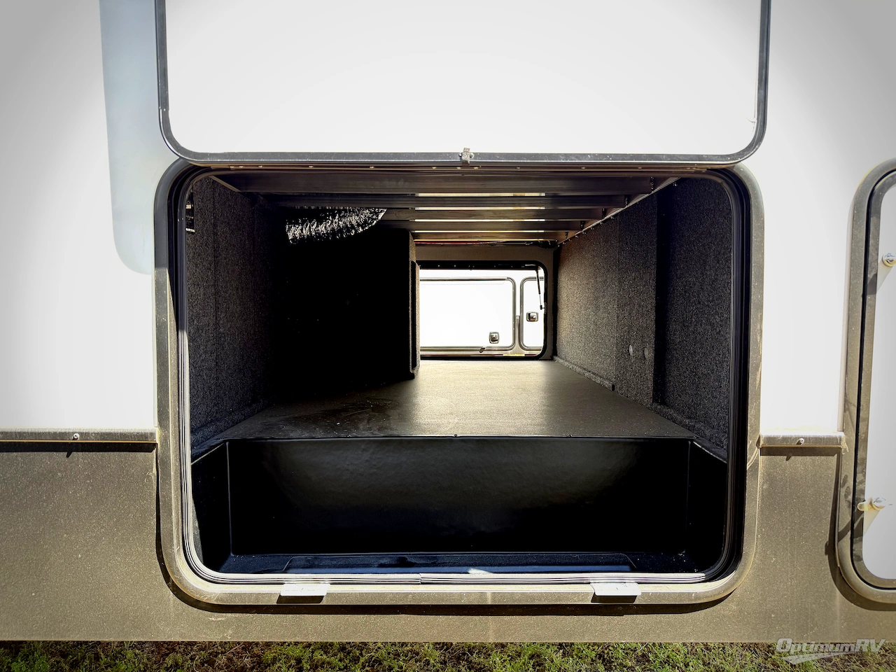 2026 East To West Tandara 389DS Photo 33