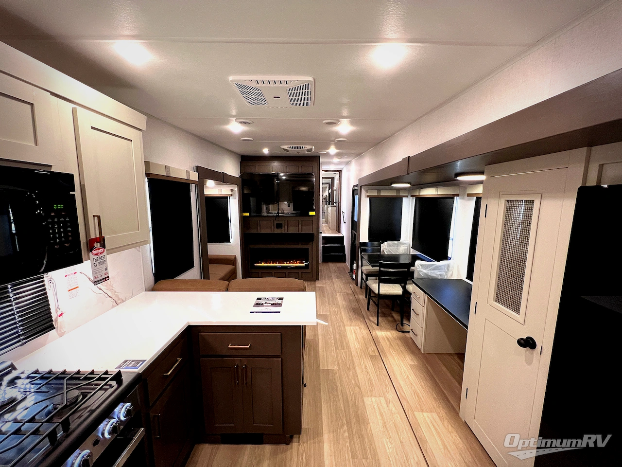 2026 East To West Tandara 388LR Photo 2