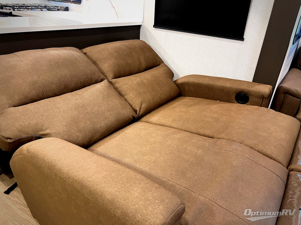 2026 East To West Tandara 388LR Photo 24