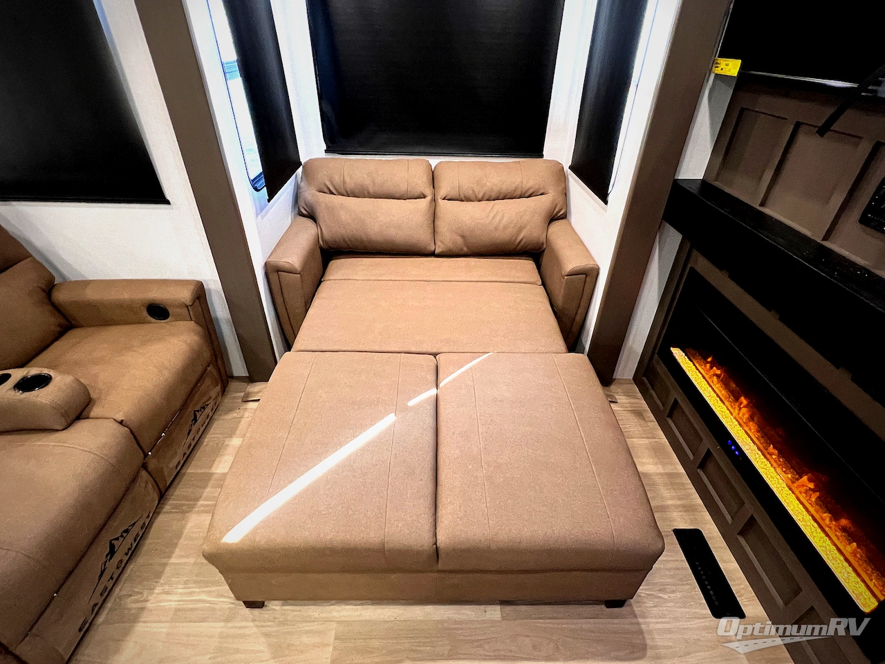 2026 East To West Tandara 388LR Photo 27