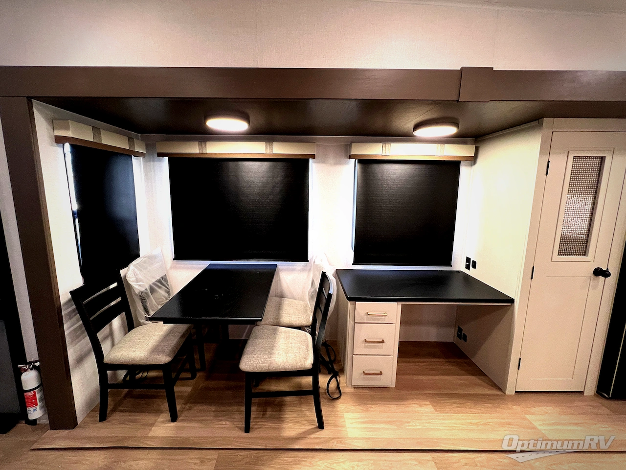 2026 East To West Tandara 388LR Photo 6