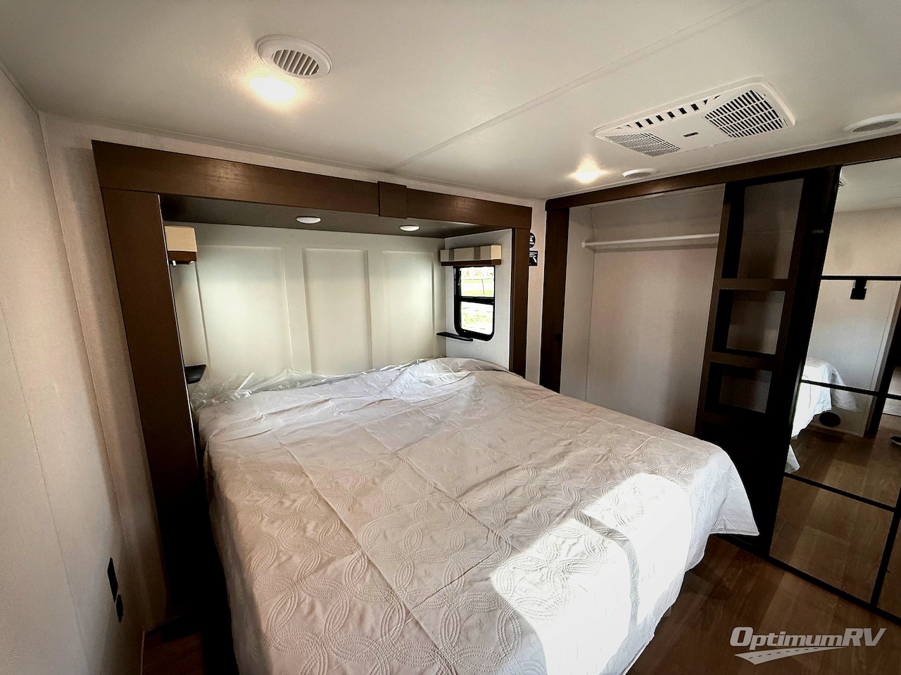 2026 East To West Tandara 388LR Photo 21