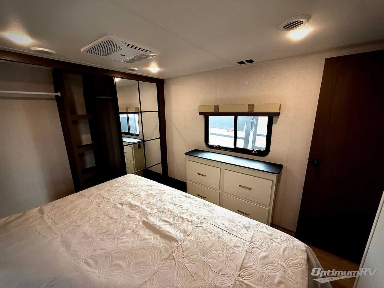 2026 East To West Tandara 388LR Photo 22