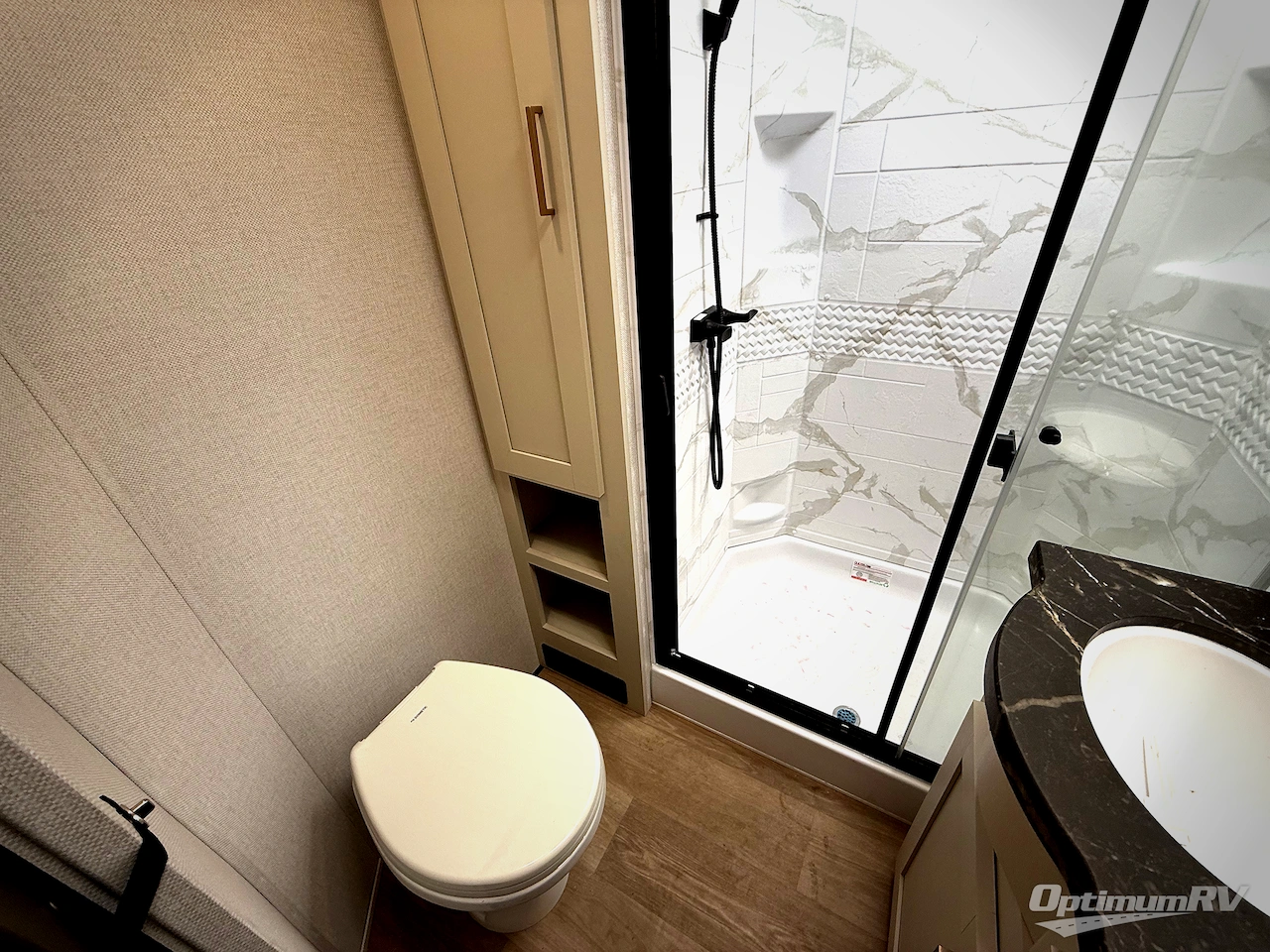 2026 East To West Tandara 388LR Photo 26