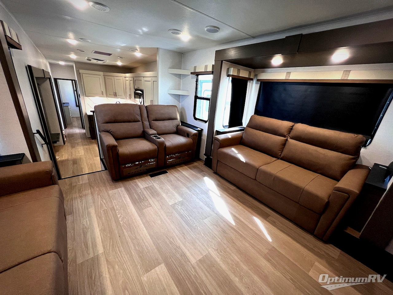 2026 East To West Tandara 390FL Photo 11