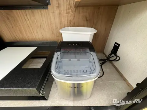 2024 Forest River Vengeance Rogue Armored VGF4007G2 RV Photo 4