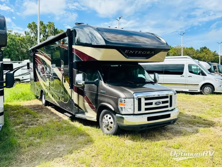 2020 Entegra Esteem 31F RV Photo 1