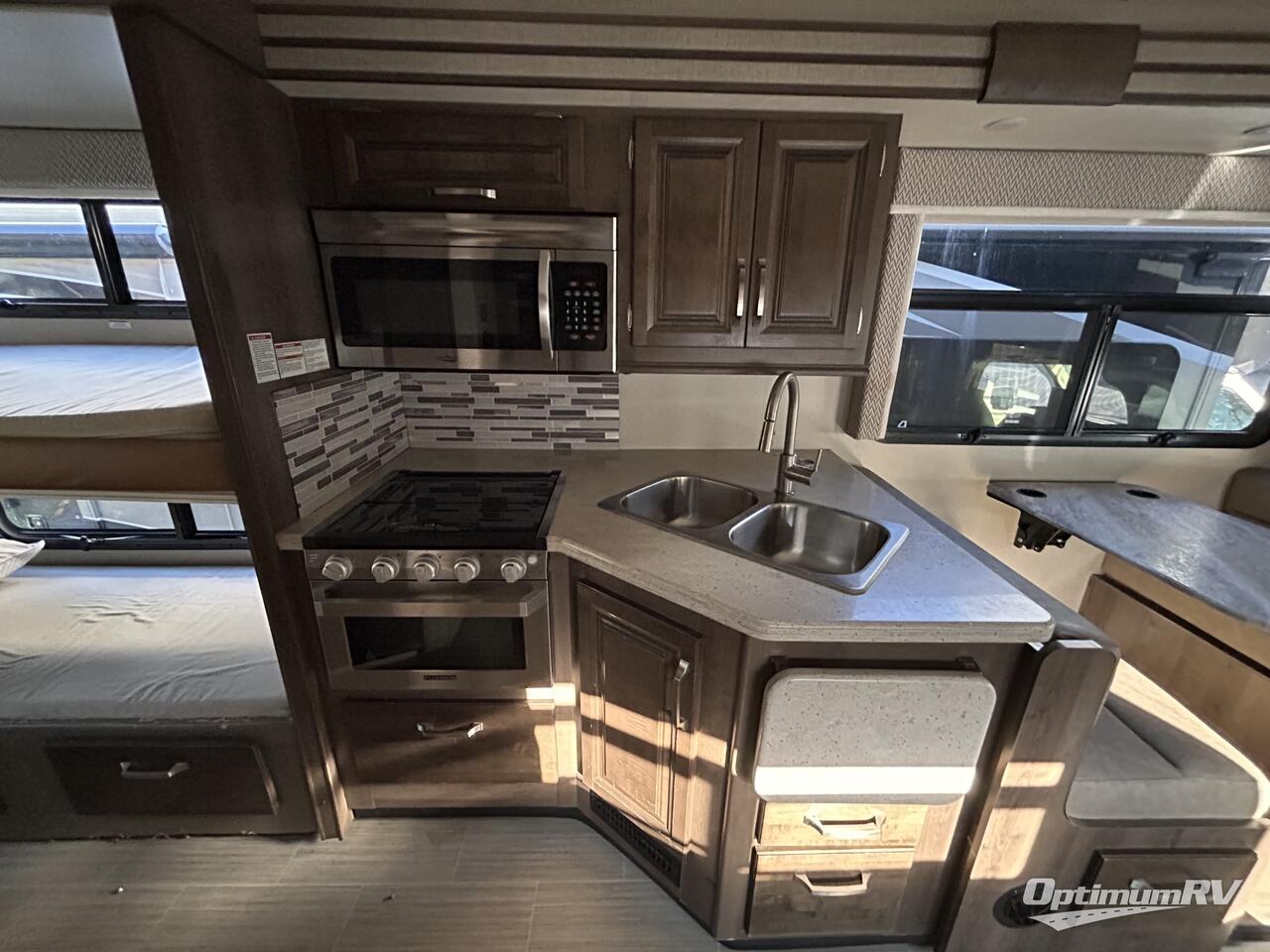 2020 Entegra Esteem 31F Photo 10