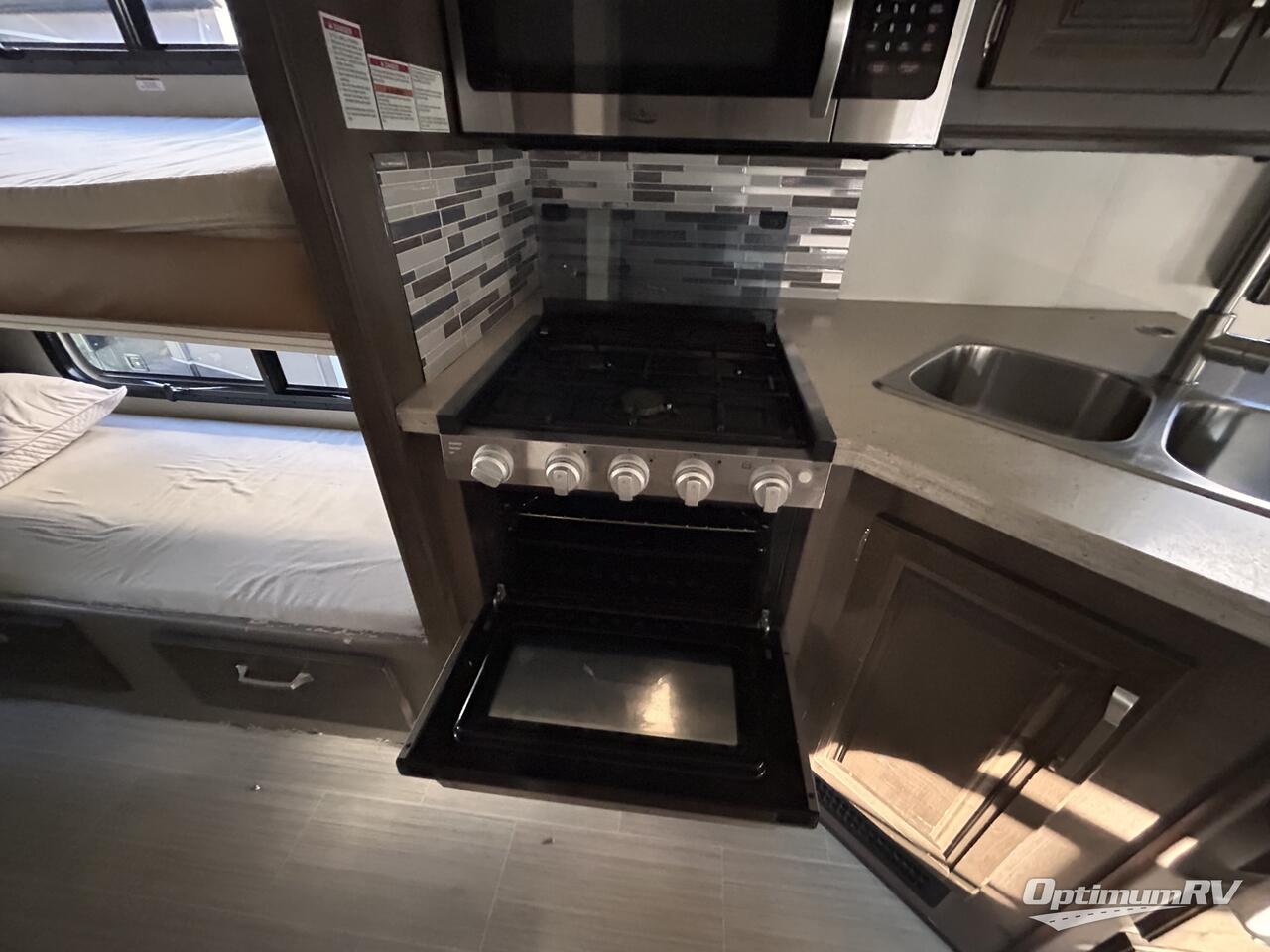 2020 Entegra Esteem 31F Photo 11