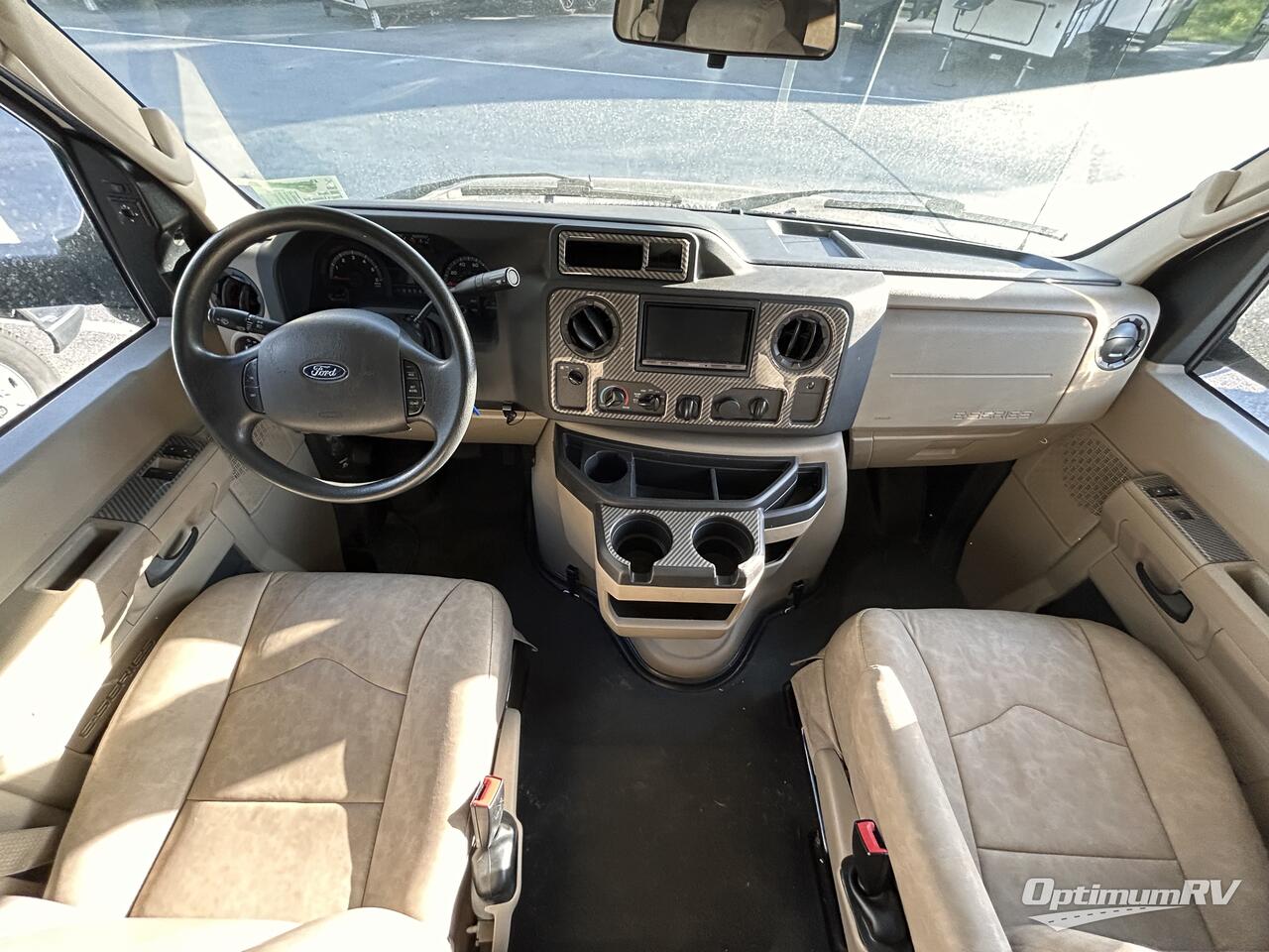 2020 Entegra Esteem 31F Photo 5