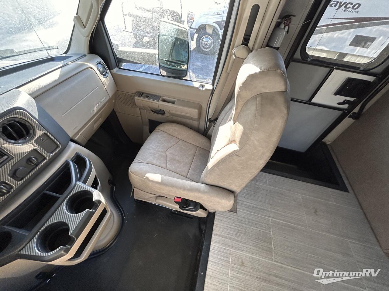 2020 Entegra Esteem 31F Photo 4