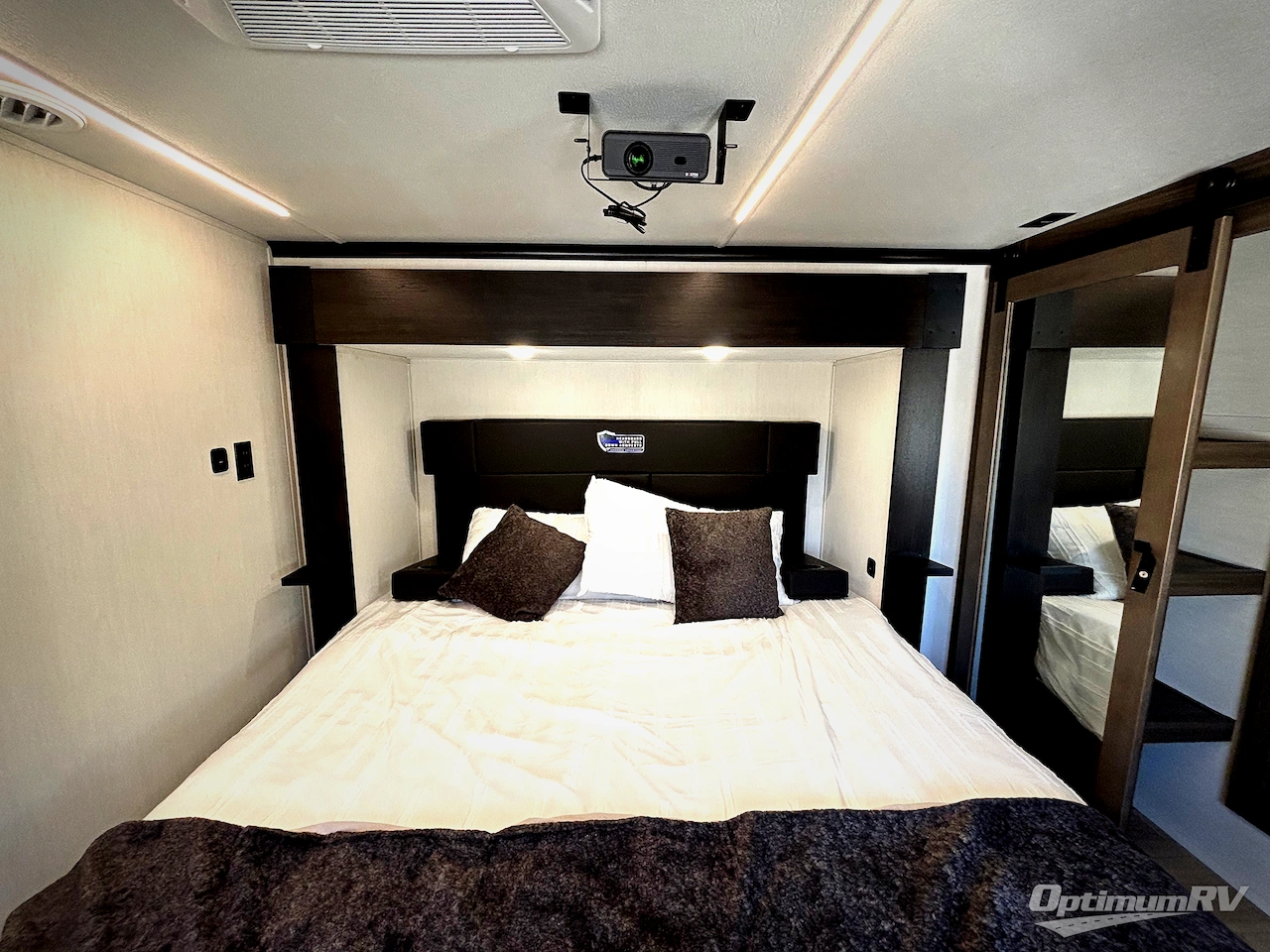 2026 Forest River Vengeance Rogue Armored 391T145 Photo 7