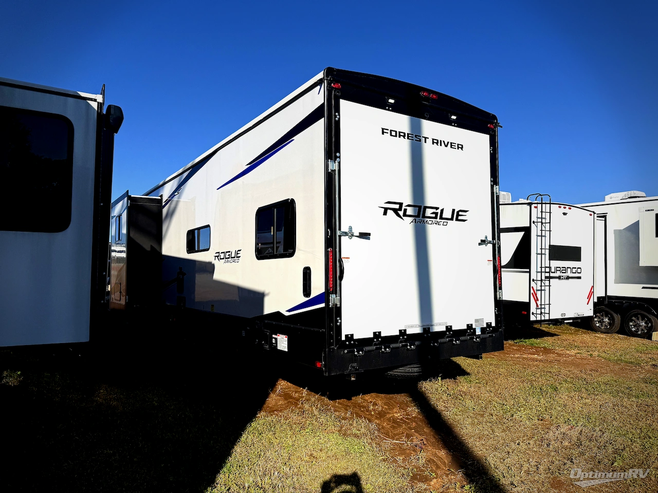 2026 Forest River Vengeance Rogue Armored 25L141 Photo 3