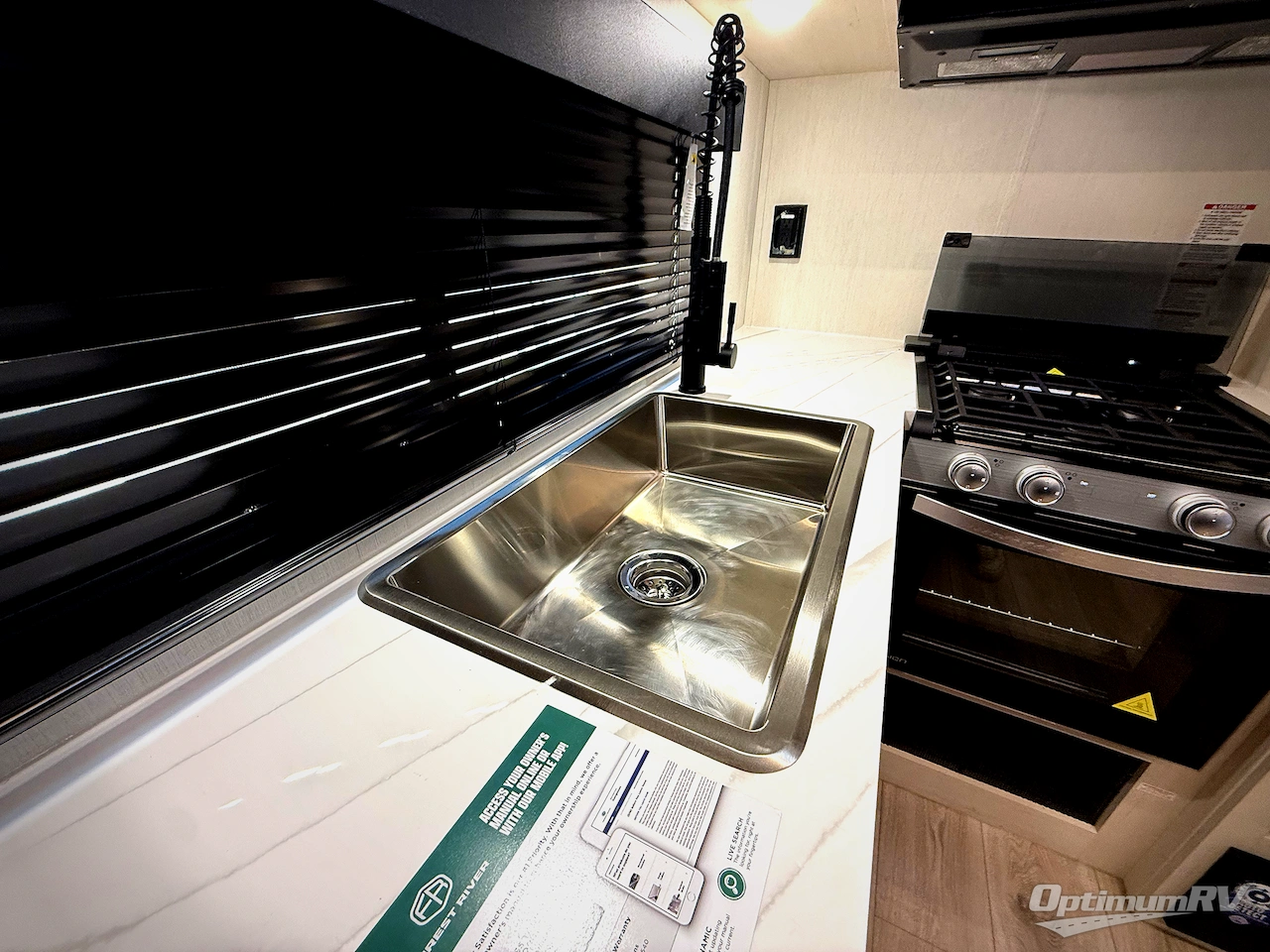 2026 Forest River Vengeance Rogue Armored 25L141 Photo 11