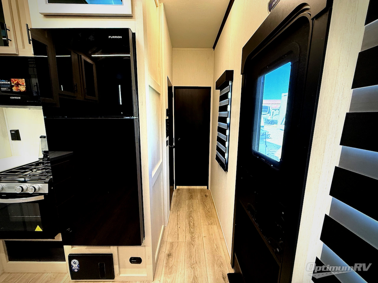 2026 Forest River Vengeance Rogue Armored 25L141 Photo 14