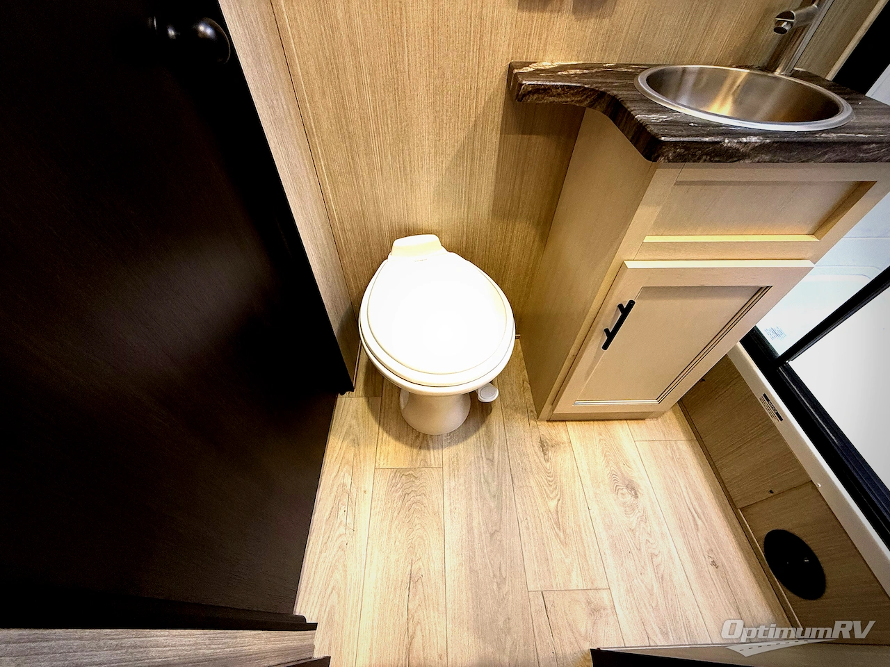 2026 Forest River Vengeance Rogue Armored 25L141 Photo 17