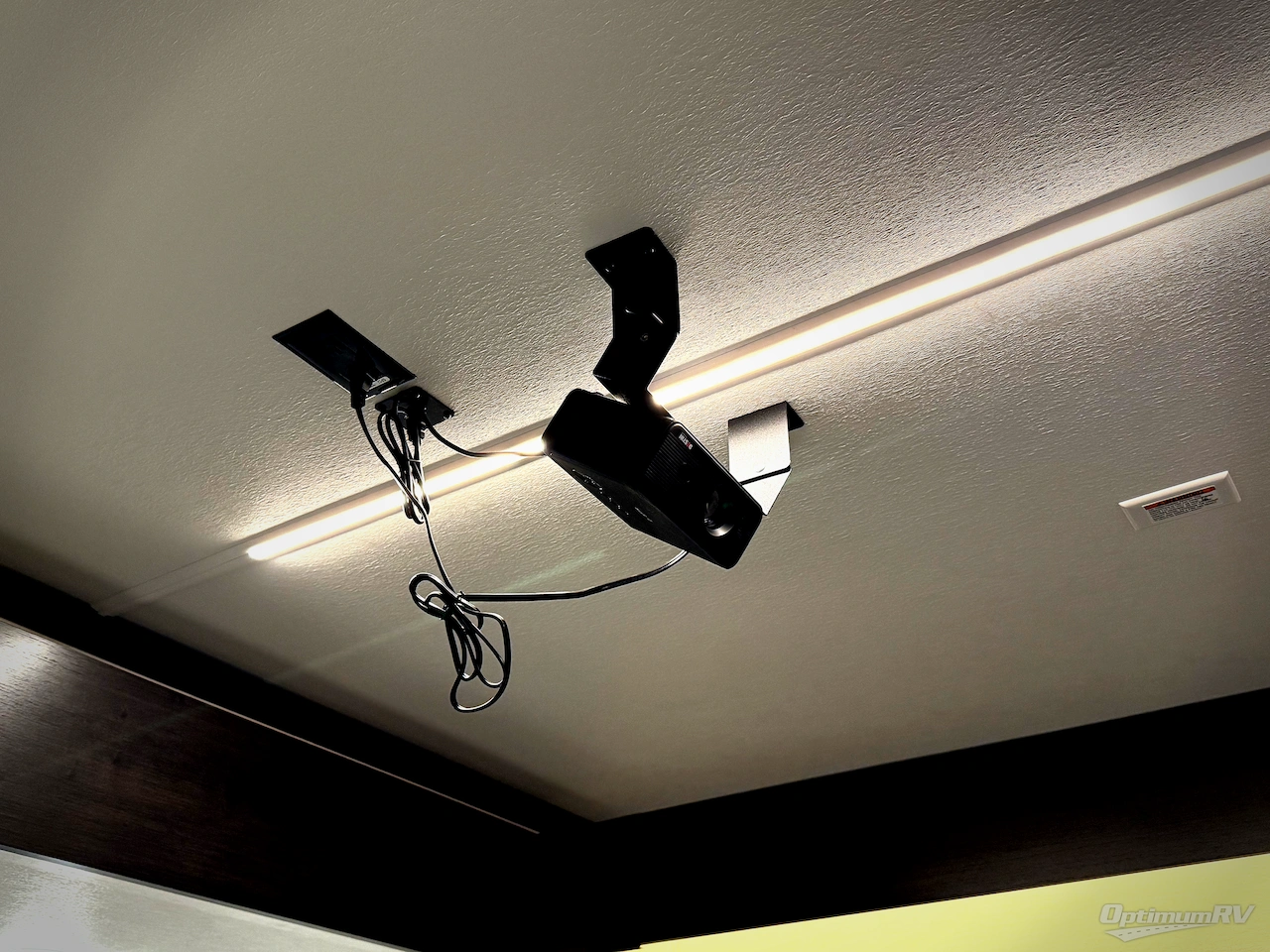 2026 Forest River Vengeance Rogue Armored 25L141 Photo 24