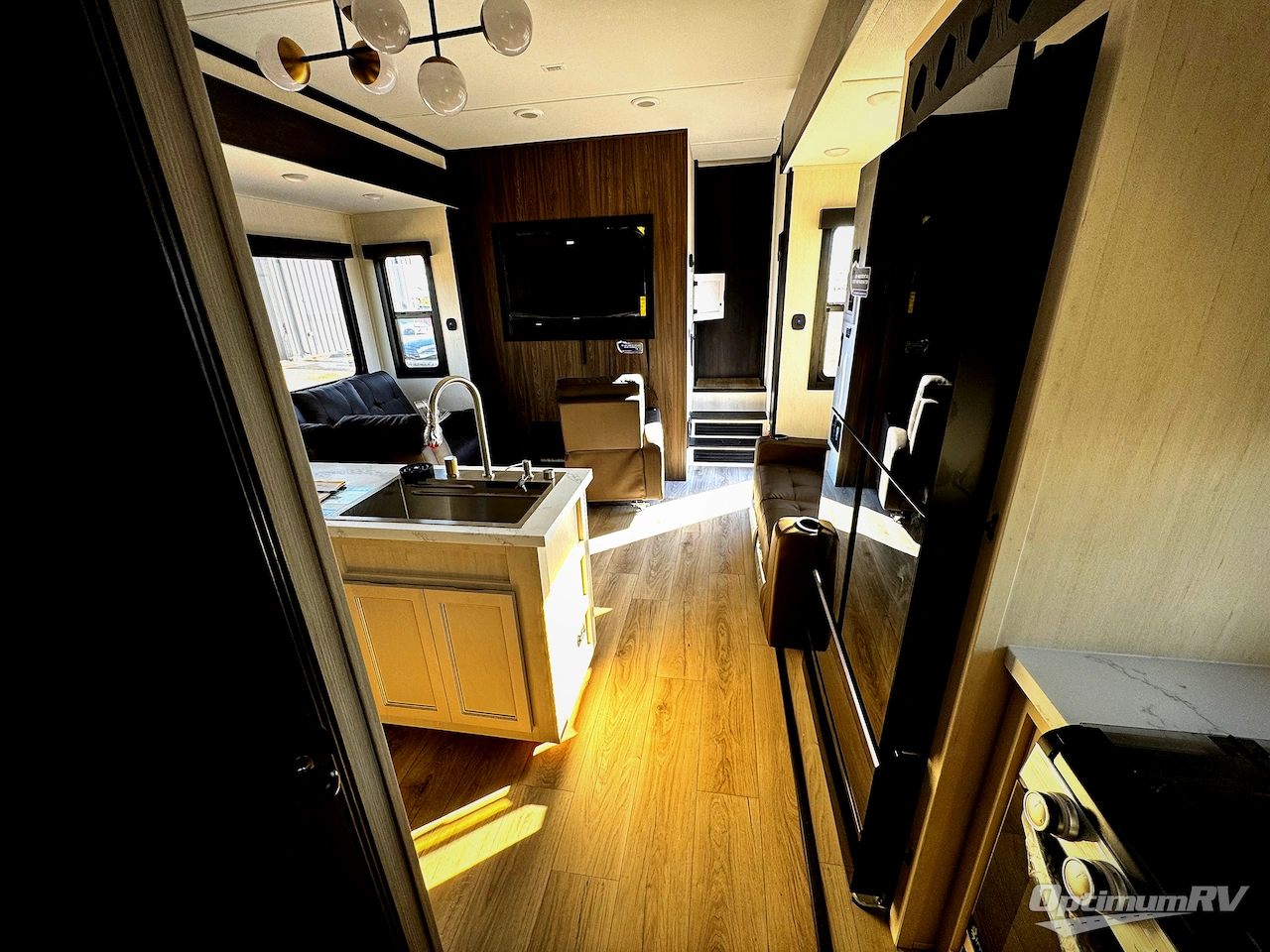 2026 Forest River Vengeance Rogue Armored 391T145 Photo 5