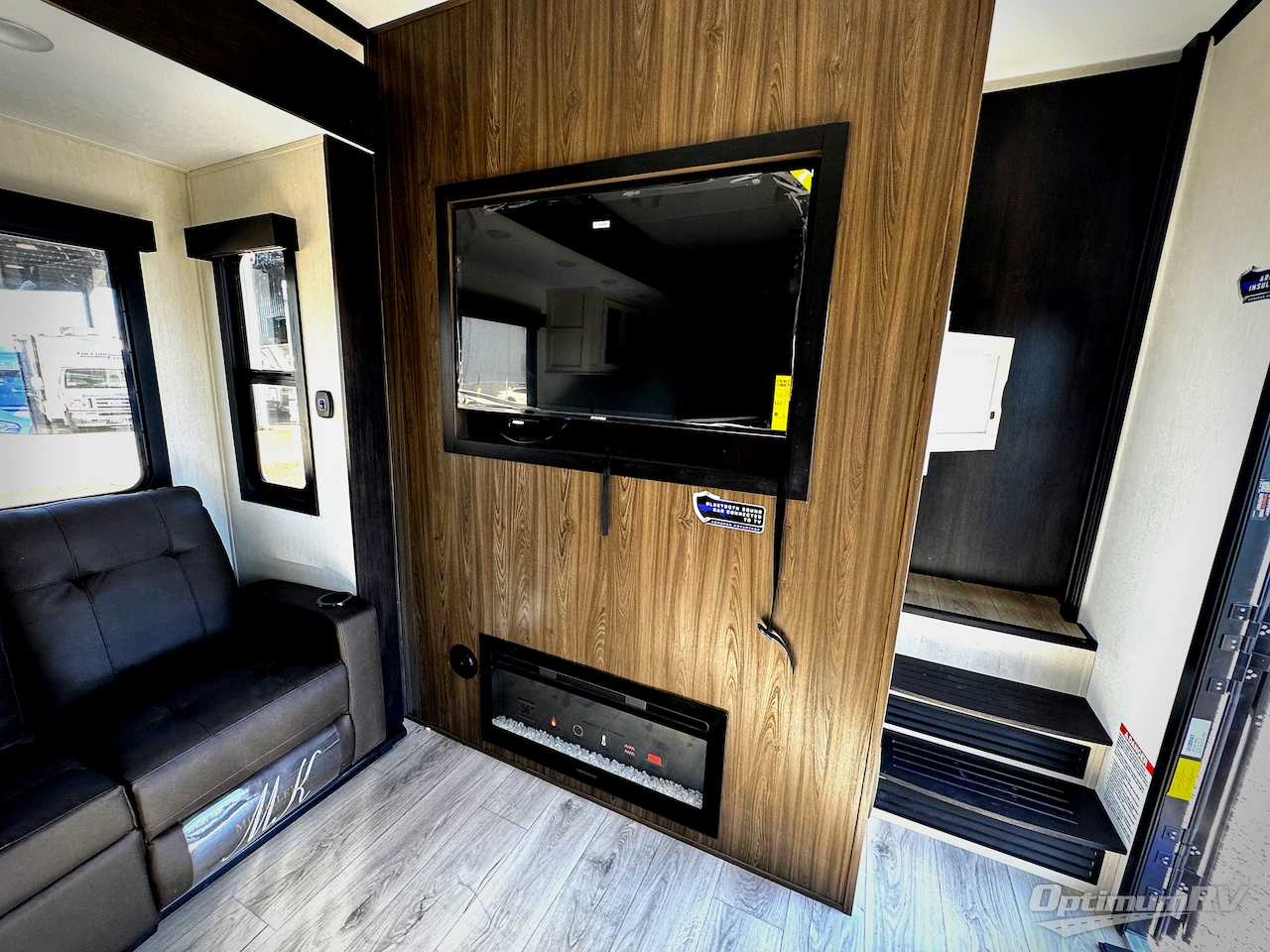 2026 Forest River Vengeance Rogue Armored 391T145 Photo 16