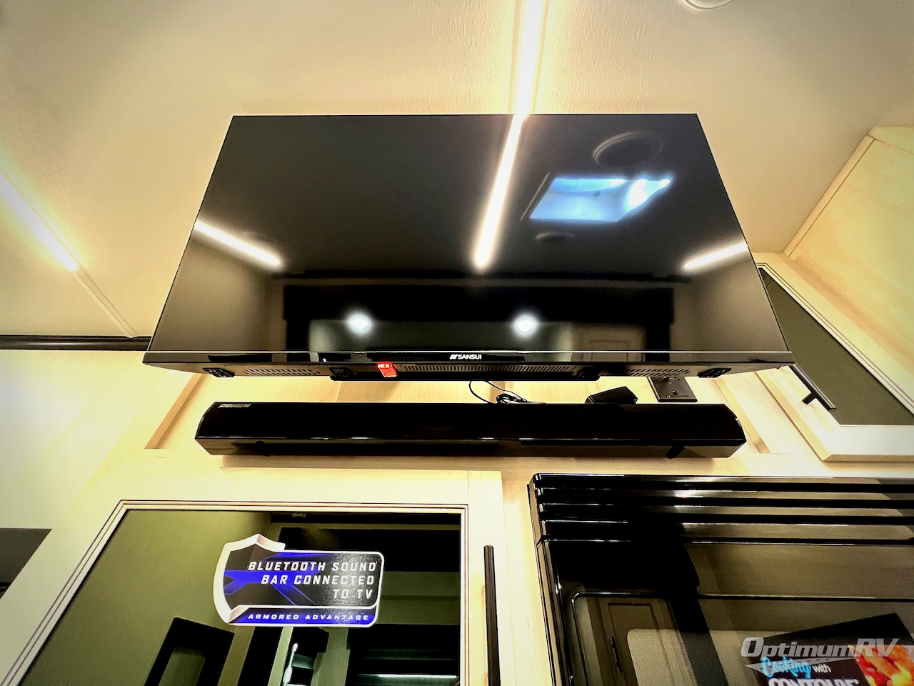 2026 Forest River Vengeance Rogue Armored 32L132 Photo 8