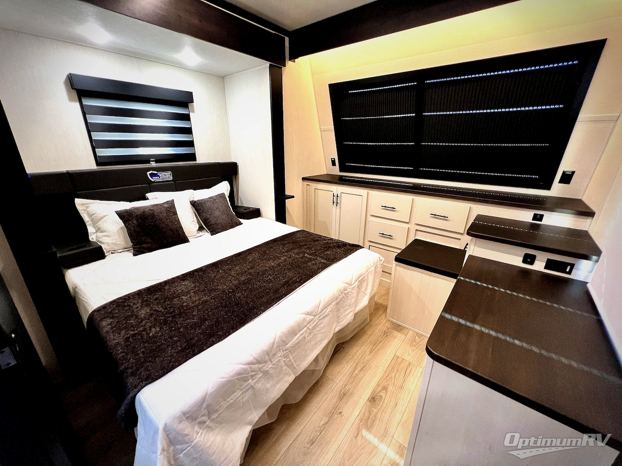 2026 Forest River Vengeance Rogue Armored 32L132 Photo 19