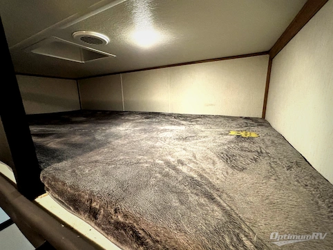 2023 Forest River Vengeance Rogue Armored VGF4007G2 RV Photo 4