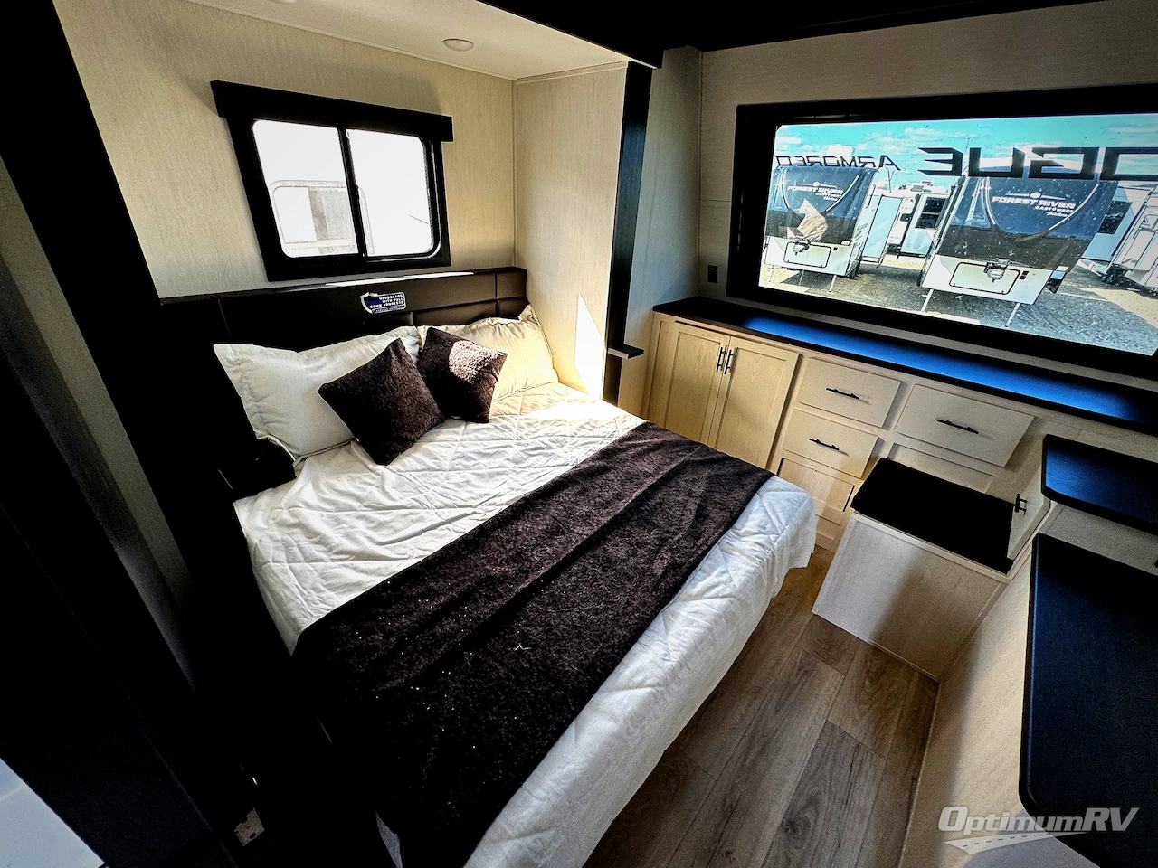 2026 Forest River Vengeance Rogue Armored 32L132 Photo 6