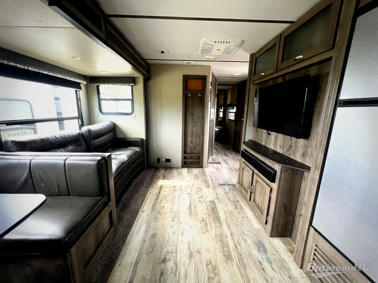 2020 Keystone Sprinter Campfire Edition 26RK Photo 5