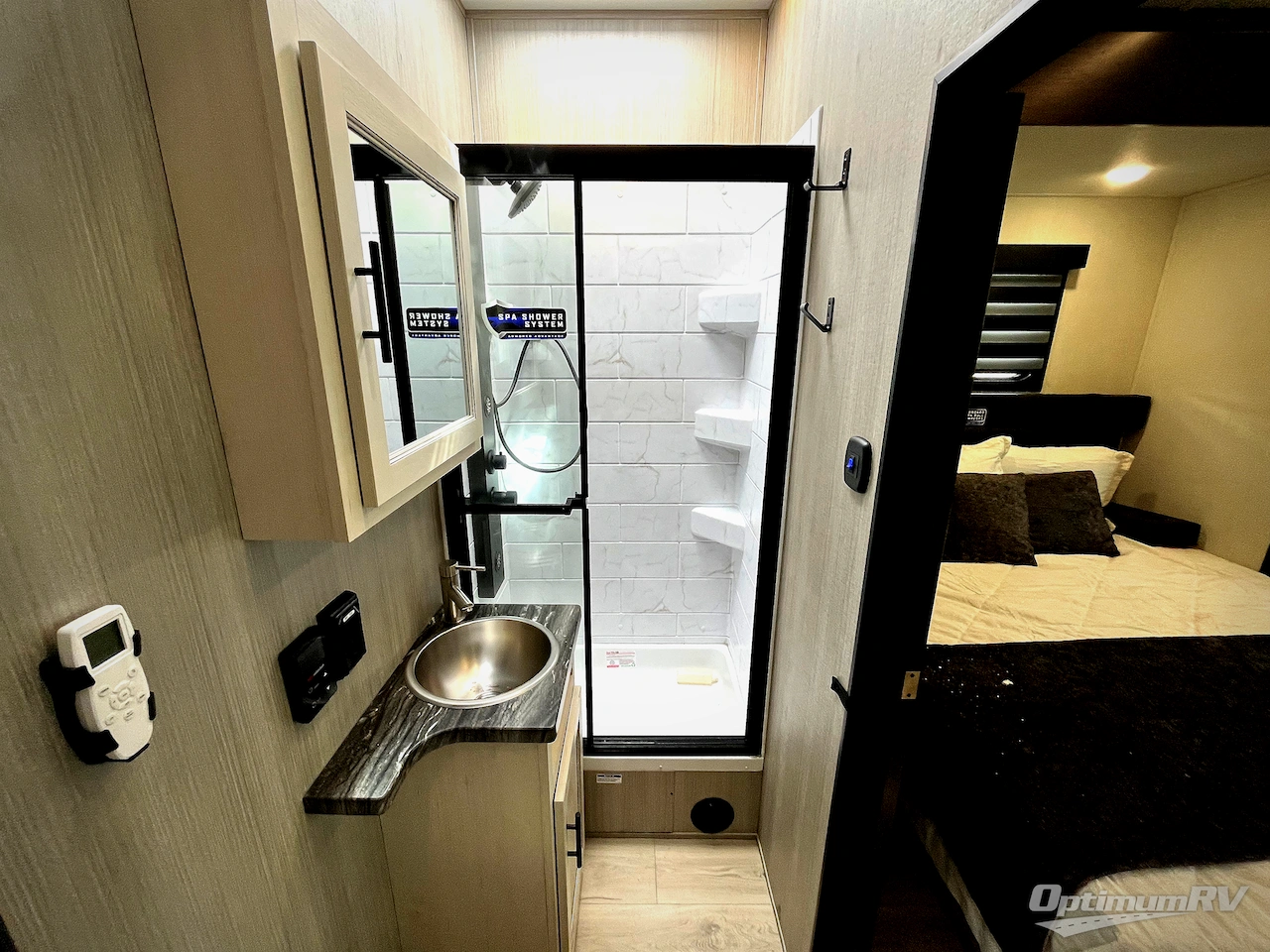 2026 Forest River Vengeance Rogue Armored 32L132 Photo 19