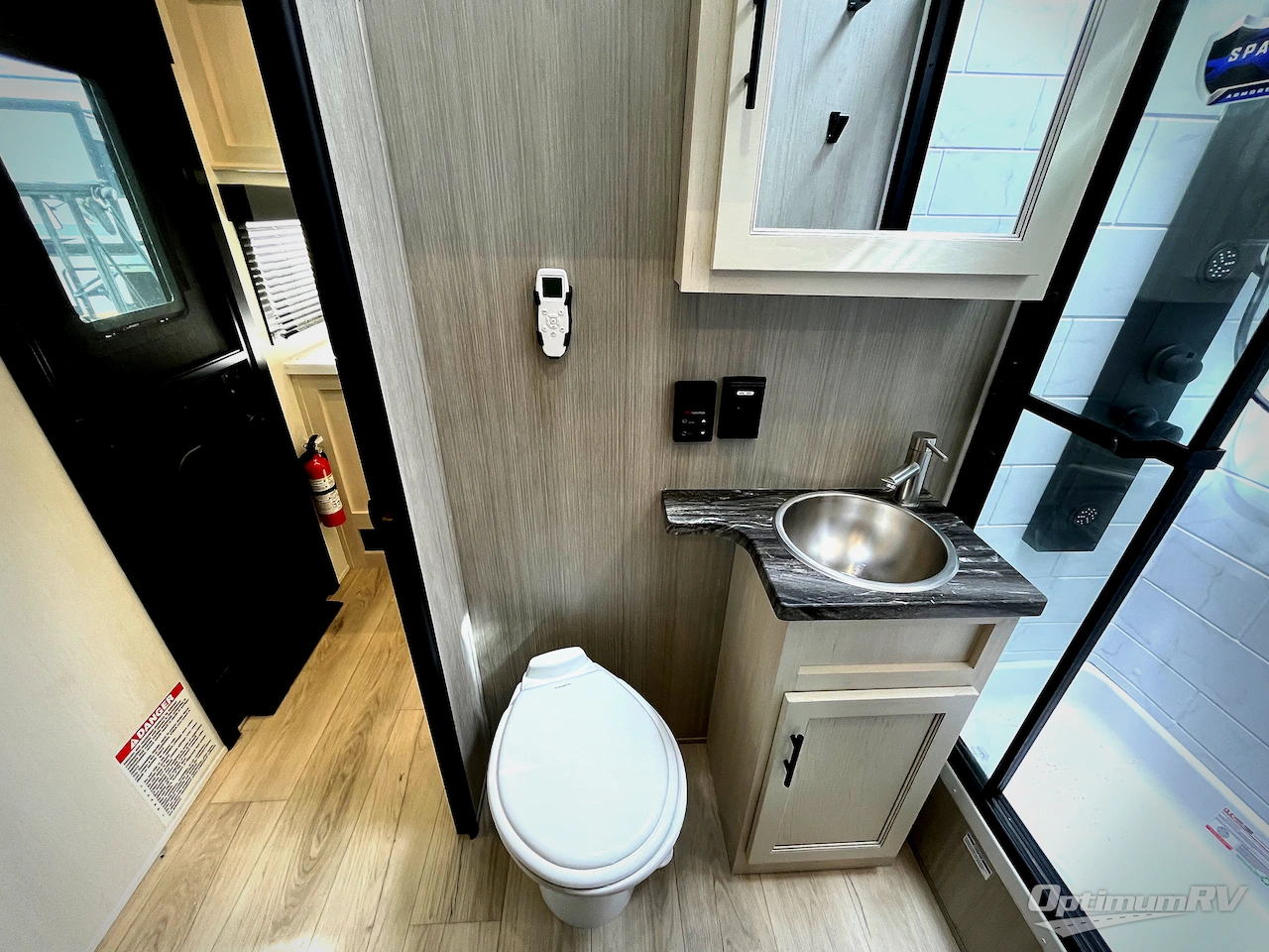 2026 Forest River Vengeance Rogue Armored 32L132 Photo 21