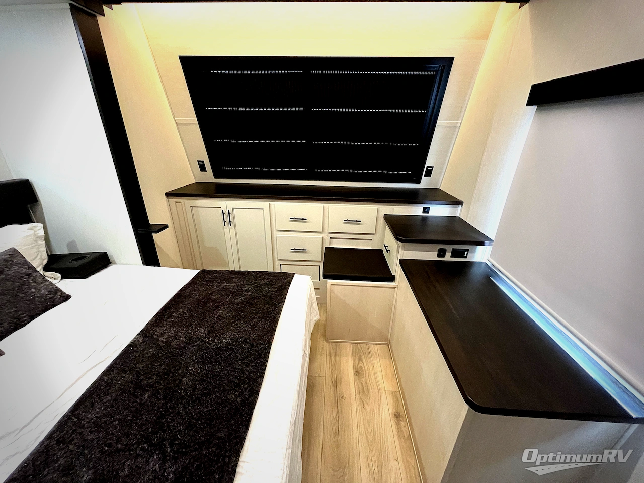 2026 Forest River Vengeance Rogue Armored 32L132 Photo 23