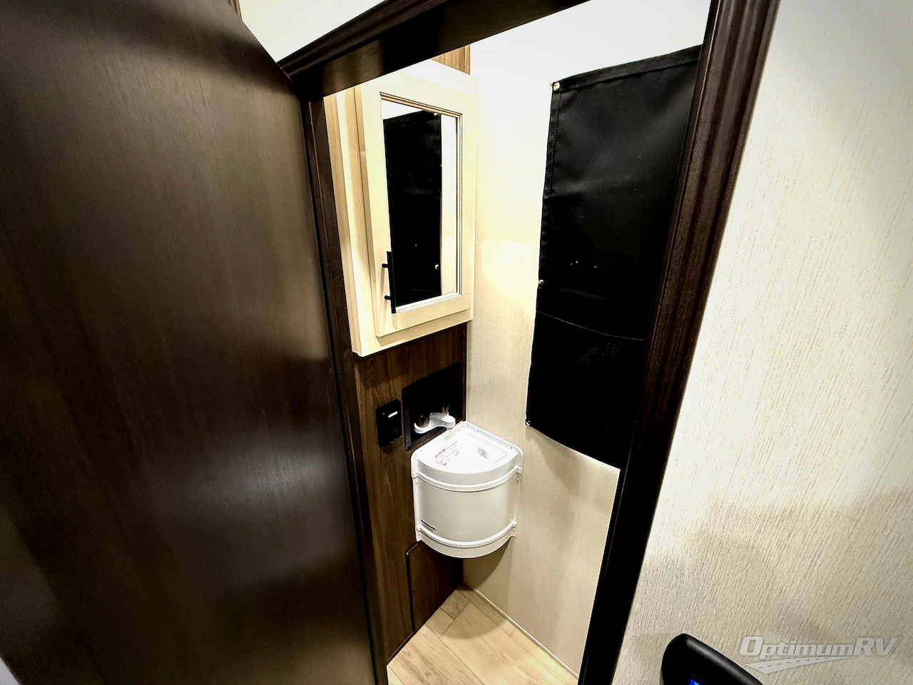 2026 Forest River Vengeance Rogue Armored 32L132 Photo 18