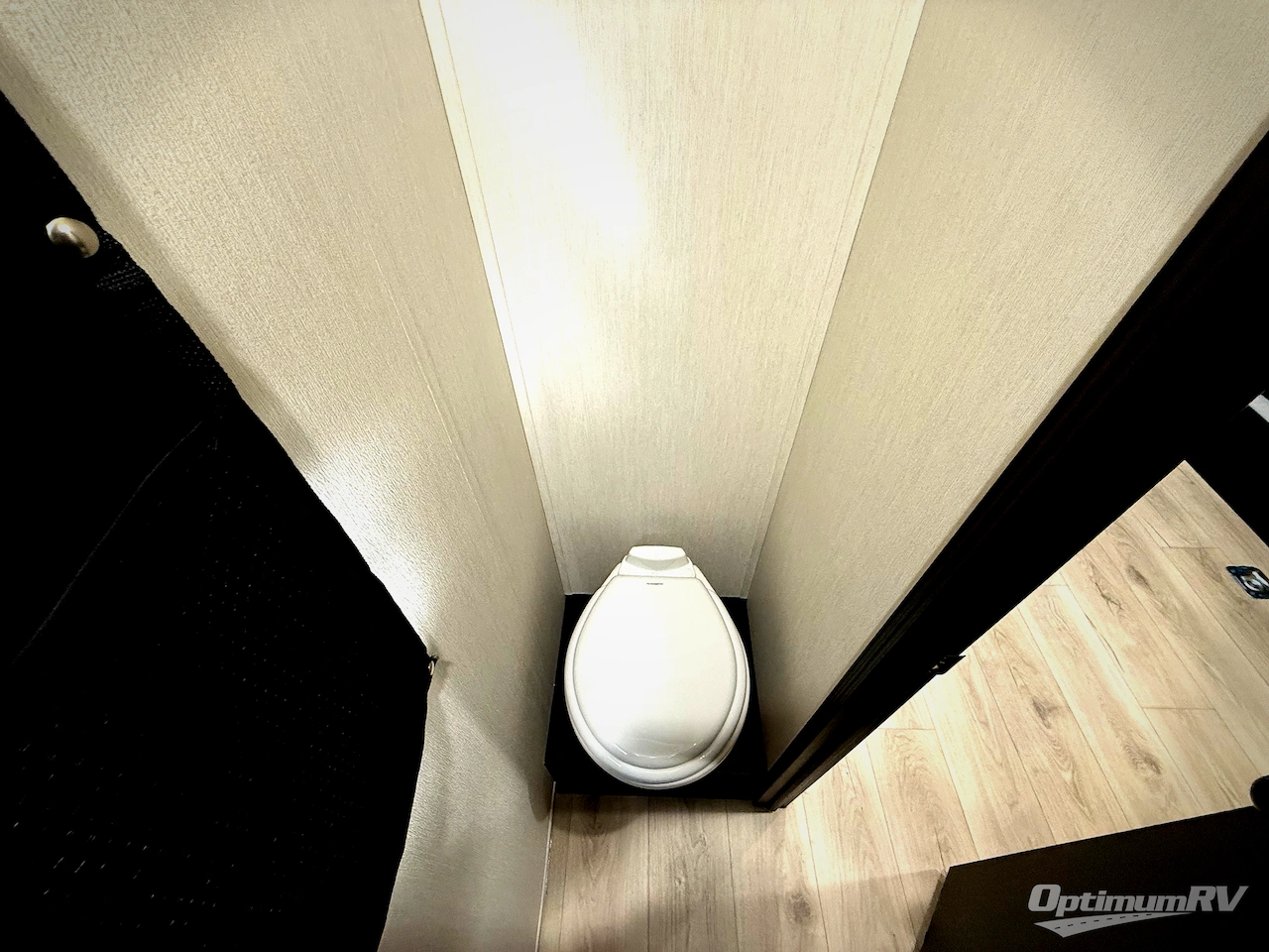 2026 Forest River Vengeance Rogue Armored 32L132 Photo 19