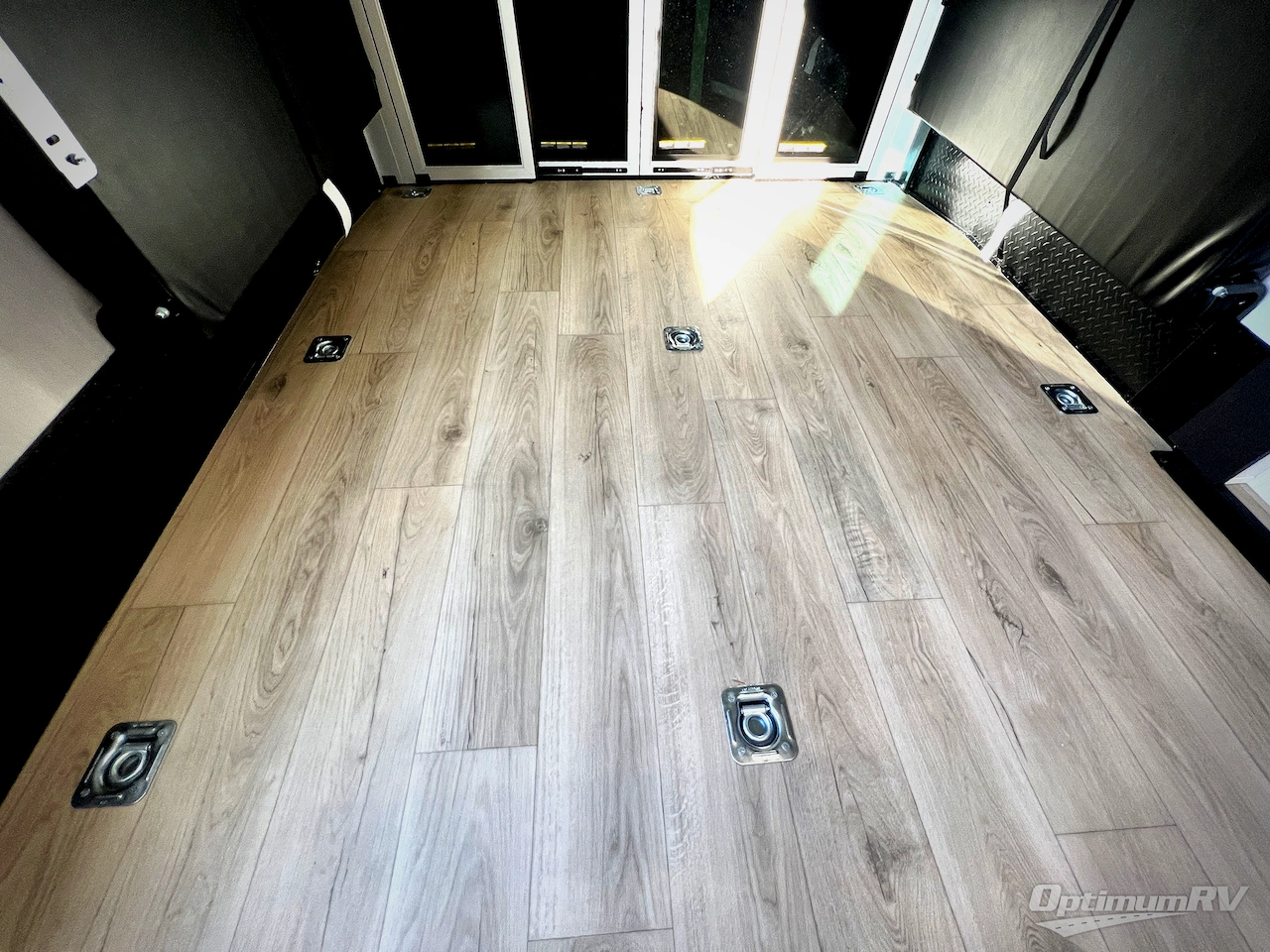 2026 Forest River Vengeance Rogue Armored 26L140 Photo 8