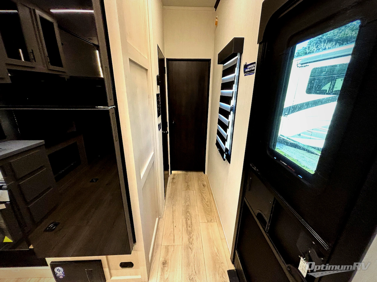 2026 Forest River Vengeance Rogue Armored 25L141 Photo 7