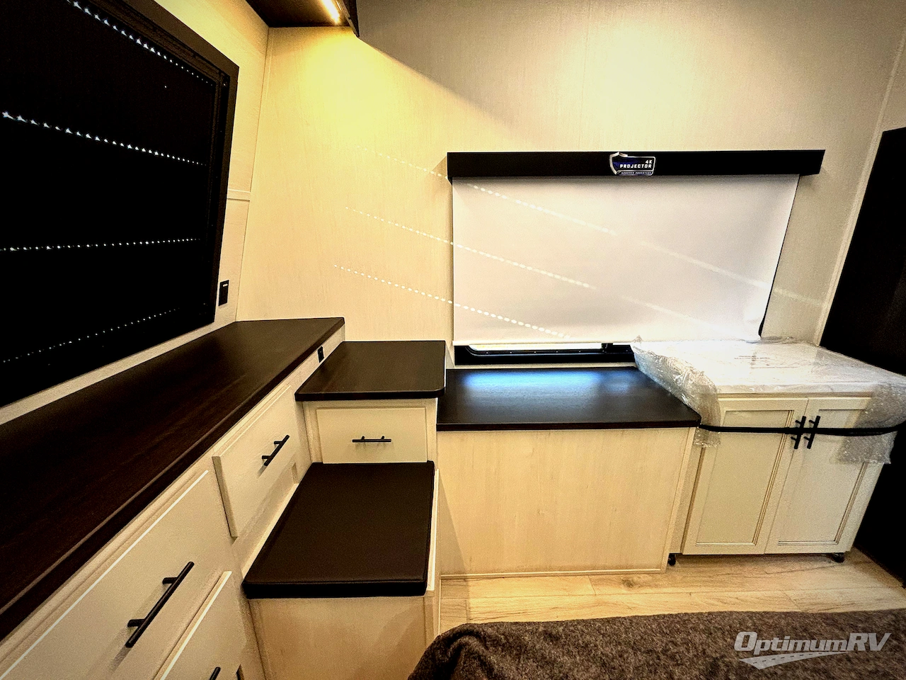 2026 Forest River Vengeance Rogue Armored 25L141 Photo 11