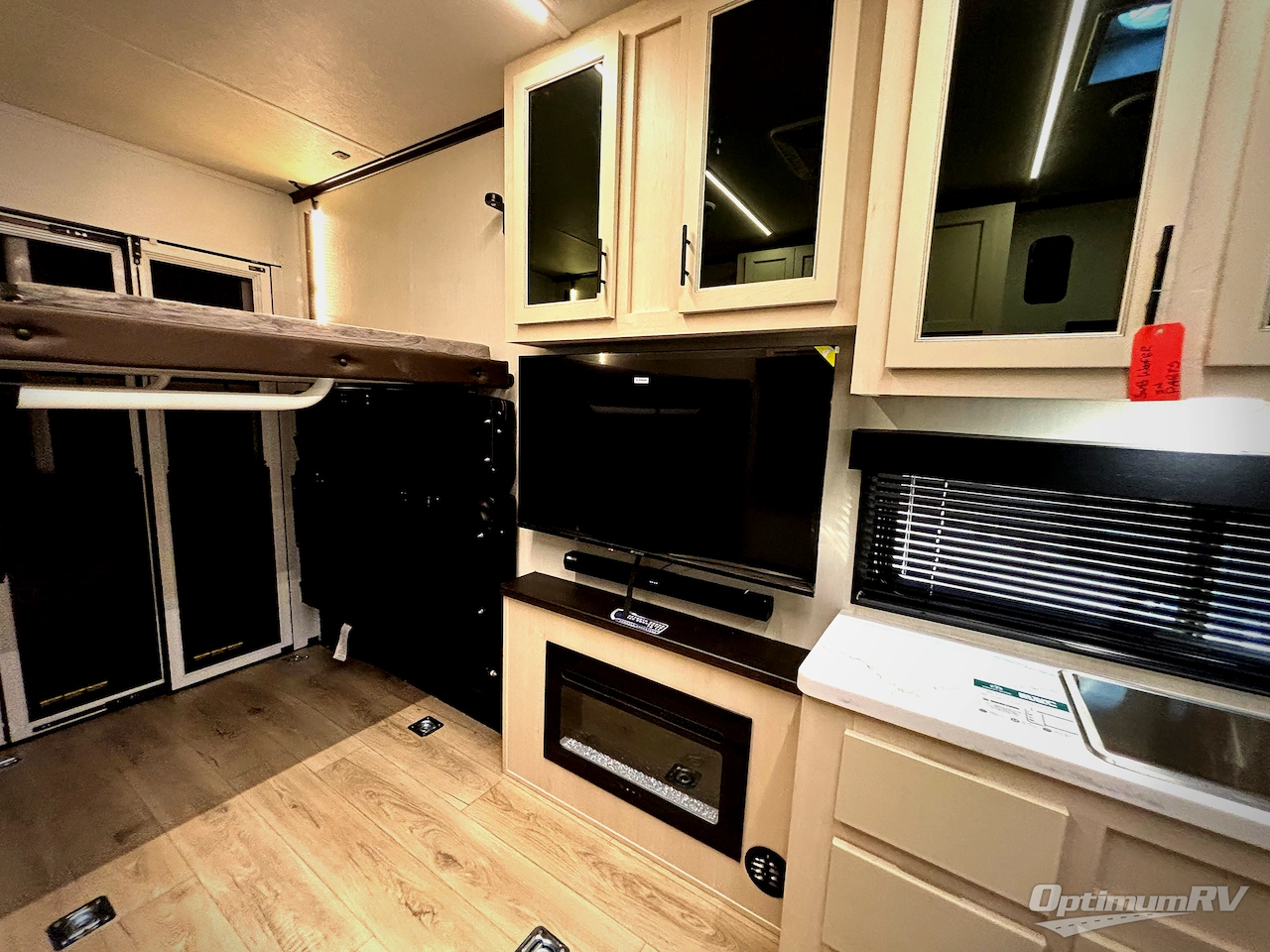 2026 Forest River Vengeance Rogue Armored 25L141 Photo 15