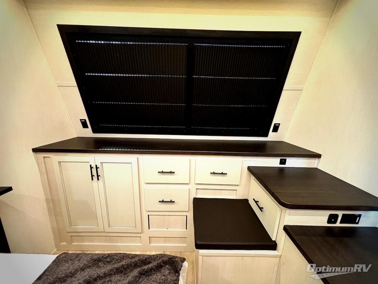 2026 Forest River Vengeance Rogue Armored 26L140 Photo 10