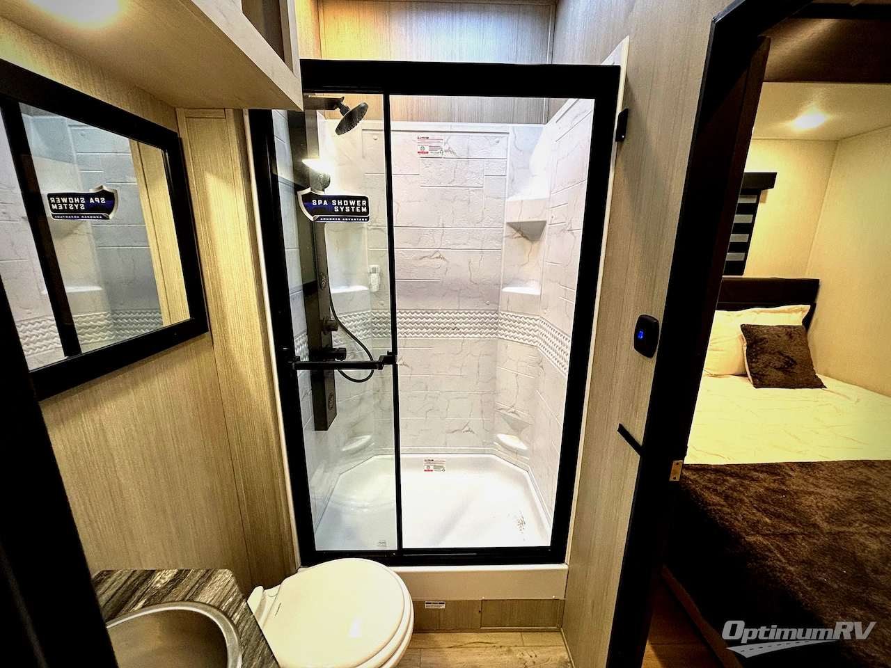 2026 Forest River Vengeance Rogue Armored 26L140 Photo 12