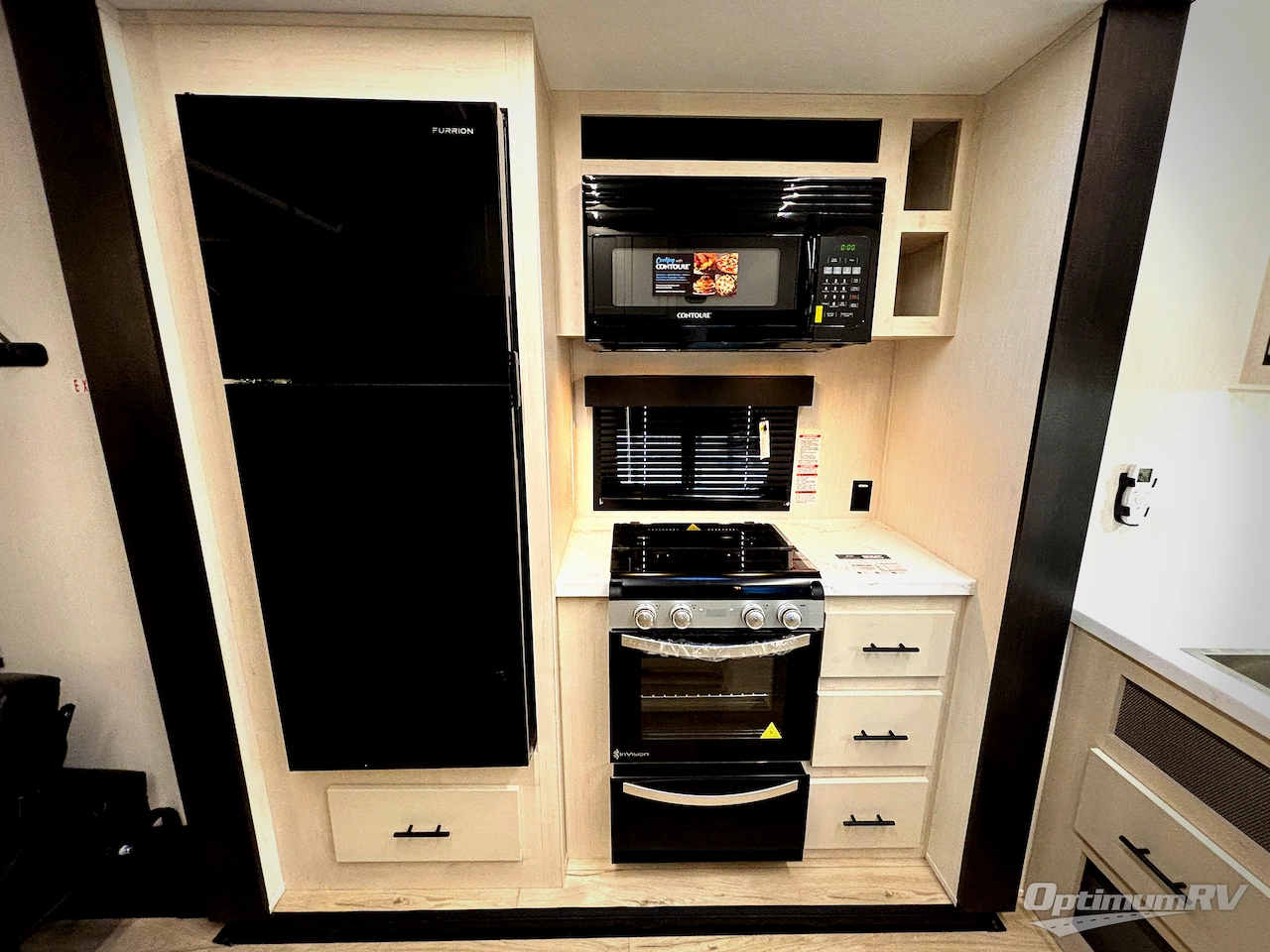 2026 Forest River Vengeance Rogue Armored 26L140 Photo 16