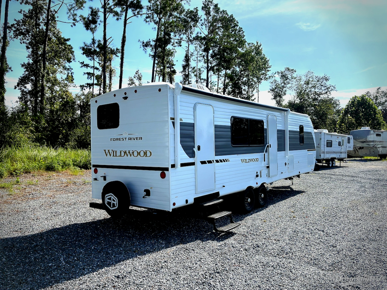 2027 Forest River Wildwood 26DBHD Photo 2
