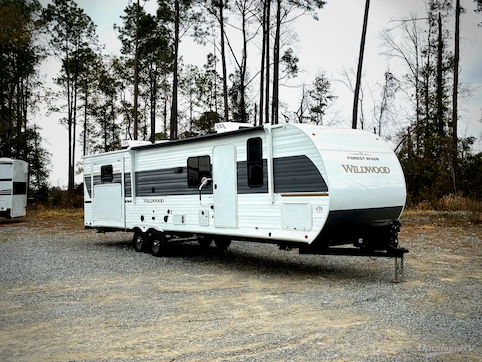 New 2026 Forest River Wildwood 31KQBTS Featured Photo